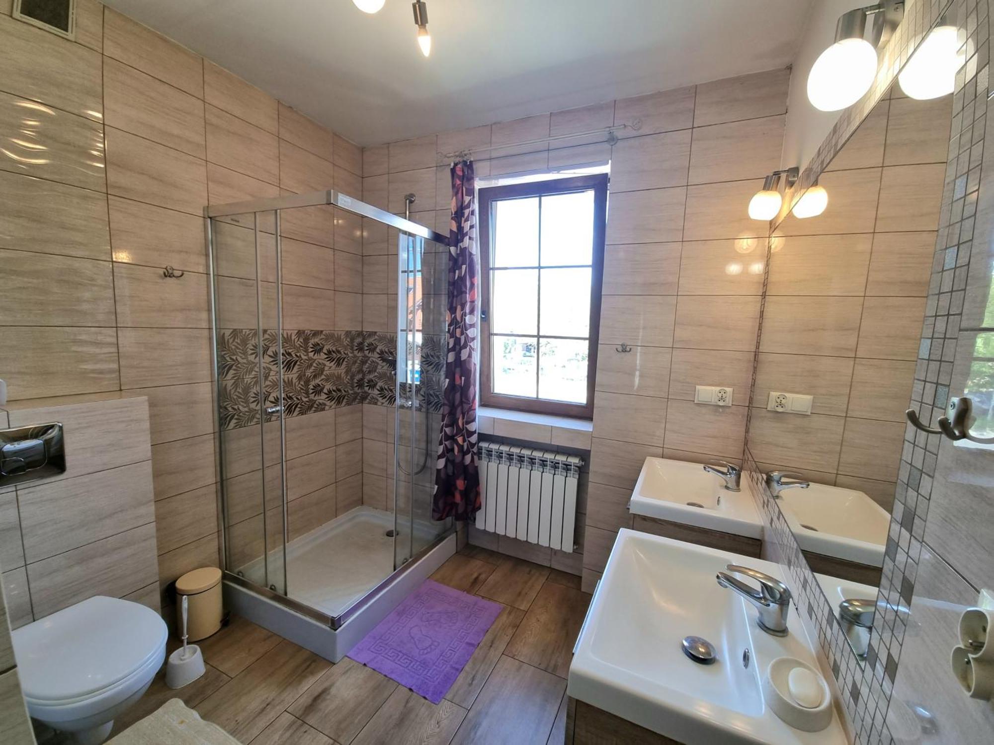 ורוצלב Hostel Rumiankowy Airport Hostel מראה חיצוני תמונה