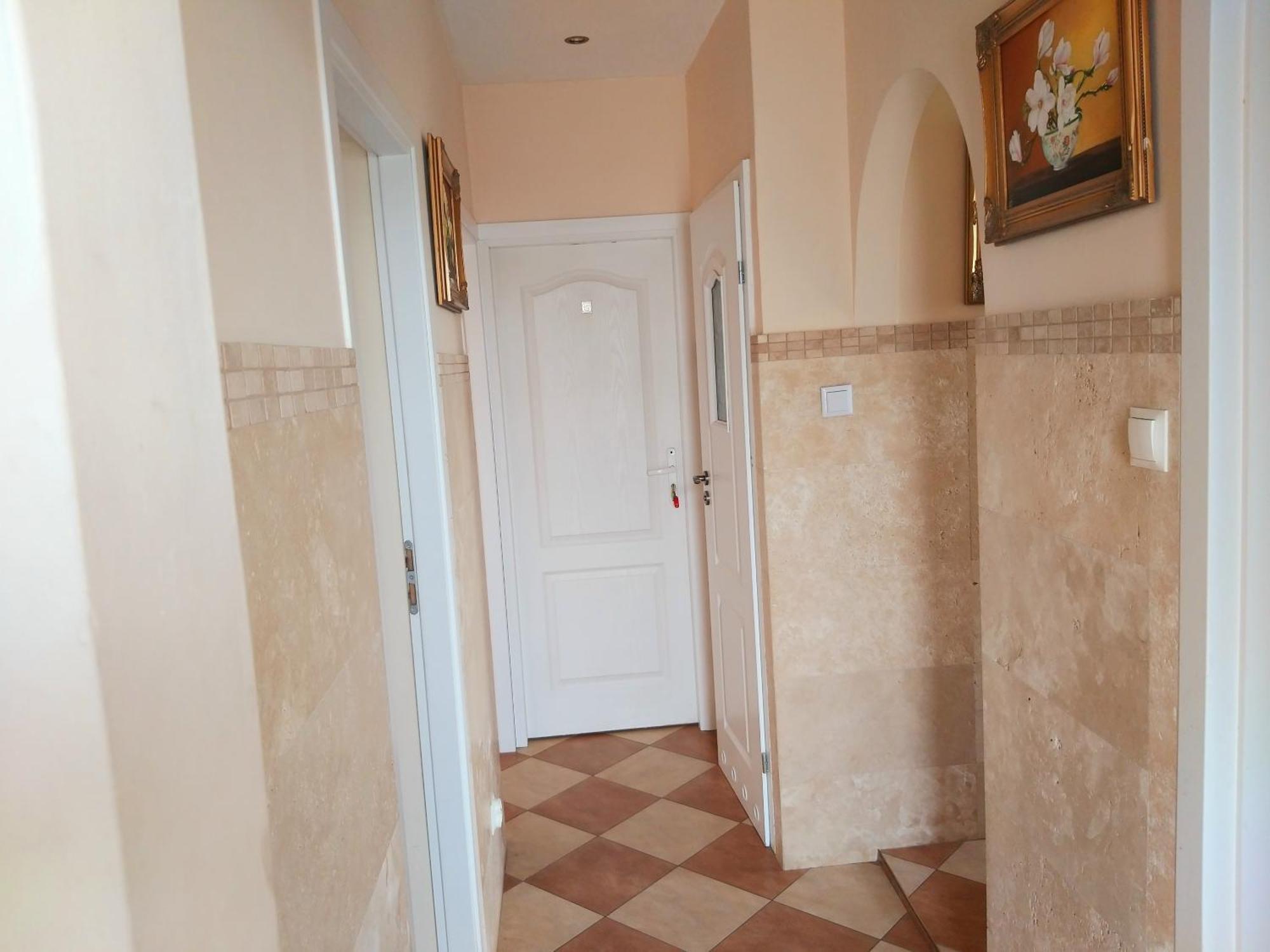 ורוצלב Hostel Rumiankowy Airport Hostel מראה חיצוני תמונה