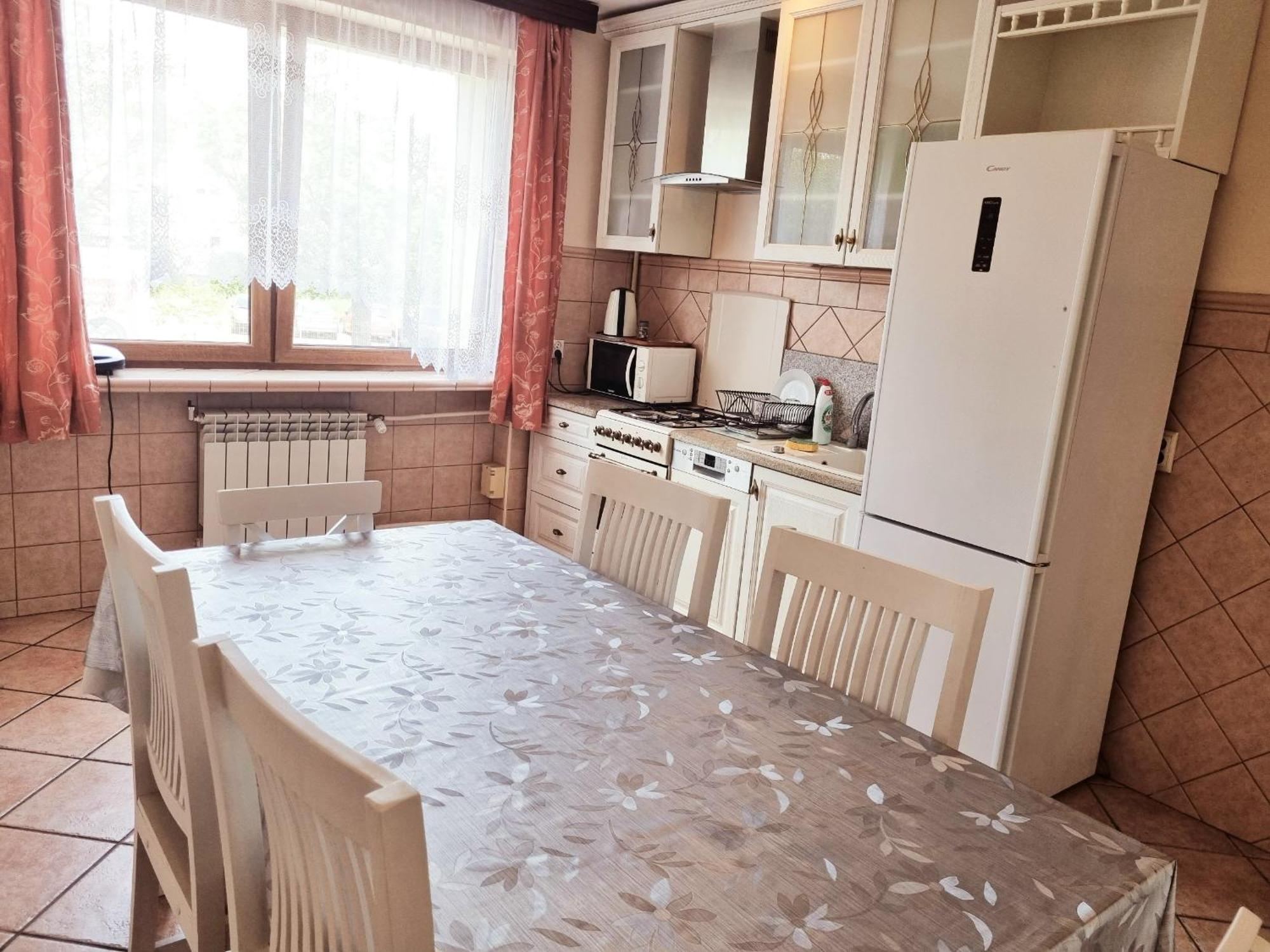 ורוצלב Hostel Rumiankowy Airport Hostel מראה חיצוני תמונה